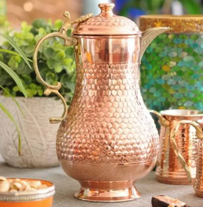 Pichet à eau Potable Vaisselle Utilise Table Pichet Décoratif en Cuivre Avec Poignée en Laiton Style Traditionnel Luxe par saniya artisanat - Product Image 2