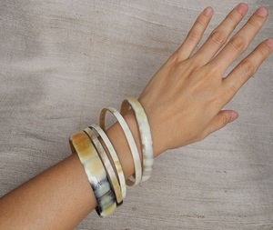 Conjunto de pulsera de cuerno de búfalo Natural de estilo clásico, brazaletes de cuerno oscuro para boda o regalo con diamante como piedra principal de ágata - Product Image 6