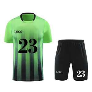 Kit personalizado de camiseta y pantalones cortos de uniforme de fútbol hecho de material ligero que absorbe la humedad eventos deportivos y ropa de equipo - Product Image 1