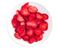 Hete Aanbieding: Goedkope Gedroogde Aardbeienblokjes - Frisse en Zoete Smaak, Gesneden Gedroogd Fruit in Bulkverpakking