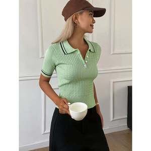 Pull en tricot torsadé uni pour femme - Product Image 5