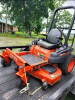 Tondeuses à gazon autoportées de haute qualité de 48 pouces, 50 pouces et 62 pouces. Facile à utiliser et très efficace pour couper l'herbe