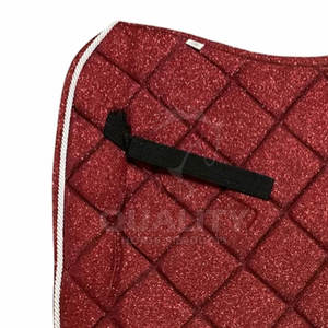 Tapis de selle brillant à paillettes avec support antidérapant et tissu durable pour tapis de selle confortable à paillettes - Product Image 3