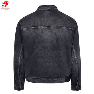 Vestes en jean classiques pour hommes, coupe structurée, vêtements de mode urbaine décontractée pour la collection de style streetwear moderne - Product Image 2