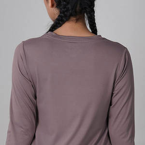 Nuevo diseño Fitness Mujeres Compresión Entrenamiento Top Fitness Camisetas de manga larga Venta caliente Toda la temporada - Product Image 4