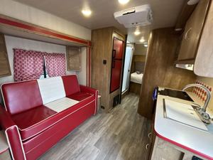 Caravane d'occasion de haute qualité 2022-2023 Gulf Stream Vintage Cruiser 23RSSTeardrop à vendre - Product Image 6