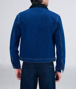 Diseñador personalizado de los hombres Vintage Jean Abrigos Chaquetas de mezclilla Botón de gran tamaño de algodón Varsity Stand Collar Front Logo para los hombres - Product Image 6