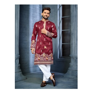 Broderie à plusieurs fils Motif de cerf Daaman Concept Kurta pour les fêtes de famille et les occasions spéciales - Product Image 1