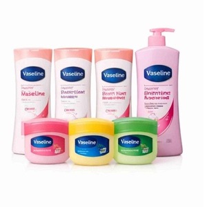 Gelée de pétrole cosmétique de qualité supérieure, pureté élevée, blanche comme neige, pour soins corporels profonds et médicaux - Product Image 5