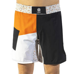 Shorts de MMA pour hommes avec logo personnalisé sur le devant - Séchage rapide, respirant, taille et couleur personnalisables - Product Image 1