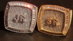 Bague tendance hip-hop de luxe en or 10 carats pour hommes VVS étoile en diamant naturel pour GIA certifiée pour Costume d'anniversaire de mariage - Product Image 6