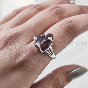 Joyería de piedra en bruto, anillo de mujer, granate Natural, piedra preciosa cruda, piedra natal de enero, Anillo gitano bohemio, joyería, anillo de Plata de Ley 925 - Product Image 2