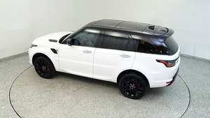 Increíble Range Rover Sport HST AWD 2022 en perfectas condiciones, bajo kilometraje, disponible en stock, ofrecido a una oferta increíble que no querrás perderte - Product Image 6