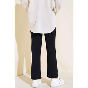 Pantalones casuales plisados de Velcro negro para niños, cintura elástica larga, opciones de cintura media, apliques de tela de gasa transpirable - Product Image 2