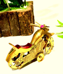 Pieza decorativa de bicicleta pequeña de latón de Venta caliente para decoración de oficina decoración del hogar y artículo de regalo. - Product Image 3