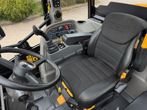 Chargeuse sur pneus télescopique JCB TM420S 173 CV, chargeuse agricole articulée, capacité de levage de 4,1 tonnes, à vendre - Product Image 5