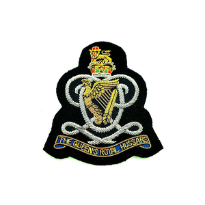 Insignias de bordado a mano hechas a medida Parches Cómodas insignias de bordado de alambre de lingotes - Product Image 3