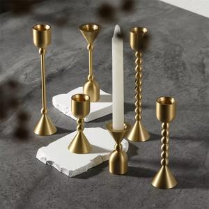 Bougeoir décoratif pour la maison Bougeoir de fantaisie en métal de luxe Décoration de mariage Pièce centrale Bougeoir en métal - Product Image 3