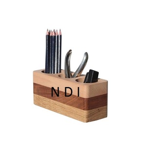 Porte-crayons en bois de qualité supérieure pour bureau, bureau, table, décoration, rangement de stylos ou autres articles de papeterie. - Product Image 1