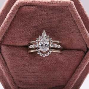 Oval Cut Lab Diamond Engagement <b>Ring</b> <b>Set</b> Trendy 14k White <b>Gold</b> Vintage Cluster Curved Band Bridal Anniversary <b>Ring</b> - Product Image 2