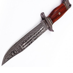 Couteaux de chasse personnalisés en acier D2 faits à la main avec manche en bois Couteau Bowie à haute brillance avec gaine en cuir. - Product Image 2