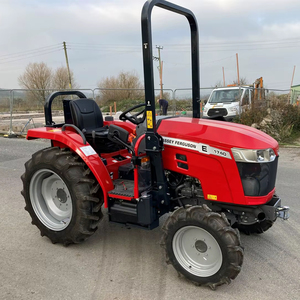 Tractor Compacto Massey Ferguson E 1740, Tractor Agrícola Utilitario de 4 Ruedas para Uso en Campos y Granjas - Product Image 1