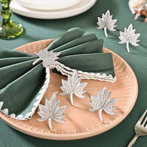 Juego de Anillos para Servilletas de Latón Puro Plateado, Diseño Clásico Vintage de Hojas, para Bodas y Restaurantes, Juego de 6 - Product Image 1