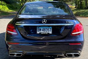Mercedes-AMG E63 S Sedán 2018 Usado en Excelentes Condiciones - Product Image 2