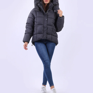 Blouson matelassé pour femme fabriqué en usine, vêtement d'extérieur tendance pour l'hiver, design personnalisable, blousons matelassés pour femme, best-seller - Product Image 5