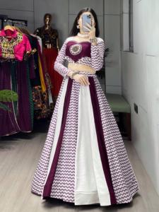 Algodón de rayón puro étnico de alta calidad con espejo y trabajo de cauri Lehenga Choli mujer fabricante de moda de la India - Product Image 3