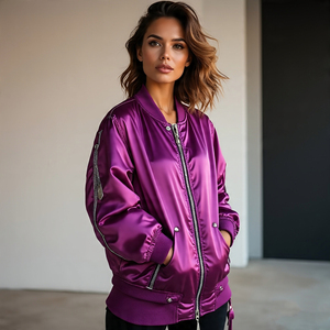 Chaqueta Bomber de satén acolchada de gran tamaño para mujer, abrigo ligero cálido de invierno para vuelo MA con hombro caído, estilo de béisbol de punto - Product Image 2