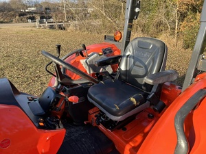 Kubota M7060 Traktor mit Front- und Rücklader