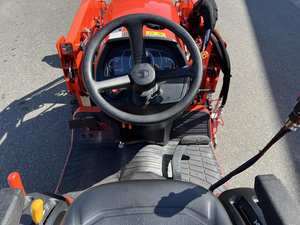 Tractor B2601HSD 2022 - 4WD, Motor de 25.5 HP y Bomba, Compacto y Potente, Alta Productividad - Product Image 6