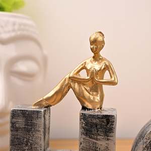 Tablero de Letras Elegante para Yoga en Casa, Diseño para Práctica de Yoga en el Hogar - Product Image 5