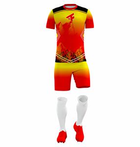 Uniformes de Fútbol de Poliéster Elástico en Cuatro Direcciones, Transpirables y Personalizables de Alta Calidad, Kits Ligeros para Equipos Masculinos, OEM Automatizado - Product Image 1