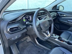 Chevrolet Bolt EUV FWD LT 2022 Dernier véhicule électrique d'occasion - Product Image 4