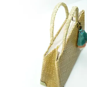 Classic Eco-Friendly Water Hyacinth <b>Storage</b> <b>Rack</b> for Clothing OEM Acceptable Custom Logo Vietnam Factory Handmade HNH Craft - Product Image 3