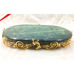 Bandeja de servicio de mármol natural con forma ovalada, la más bonita, base de metal y oro de diseño, para boda de lujo - Product Image 1
