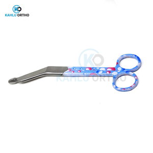 Poignée imprimée Impression de logo personnalisé OEM Ciseaux chirurgicaux en acier inoxydable sur mesure par KAHLU ORTHOPEDIC - Product Image 3