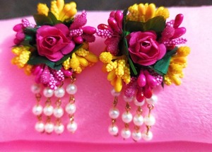 Bijoux fleur rose pour mariée ensemble floral fait à la main avec bague Tikka boucles d'oreilles collier pour la cérémonie Haldi - Product Image 5