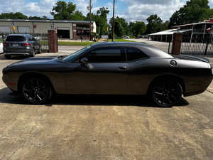 Dodge Challenger 2022 d'occasion en excellent état - Product Image 4
