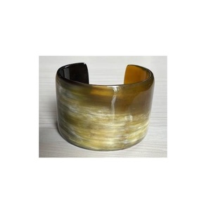 Últimas pulseras de cuerno para joyería de moda 2025, brazalete de cuerno de alta calidad, superventas, brazalete de cuerno de vaca, color personalizado - Product Image 4