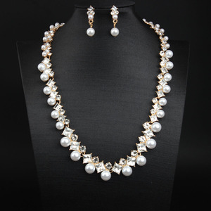 Set di orecchini con collana corta con clavicola di diamanti di perle adatto per abiti da sposa e banchetti da sposa e altri eleganti <span class=keywords><strong>nobili</strong></span> - Product Image 2