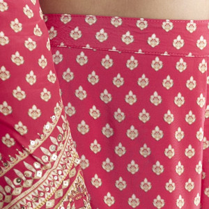 Conjunto Sharara con estampado rojo para fiestas festivas tradicionales al por mayor bodas eventos Sangeet reuniones culturales y étnicos a granel - Product Image 6