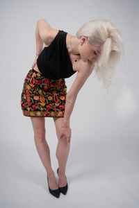 Minifalda Bohemia con Bordado Floral, Ecológica, 100% Algodón, Dulce, Transpirable y Cómoda, con Cintura Natural, Hecha en India - Product Image 2