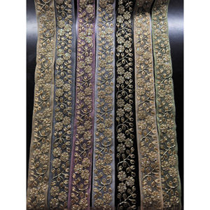 Tela de Encaje de Miel al por Mayor, Marca Honey Lace, con Patrón Floral Bordado, Estilo Moderno, Tradicional, Elegante, para Vestidos de Novia y Negocios - Product Image 3