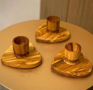 Planche à découper et plateau de service en bois - Durable, lavable au lave-vaisselle - Product Image 1