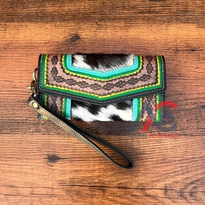 Bolso de mano de cuero de vaca occidental hecho a mano, diseño Tribal único, carteras de muñeca, carteras perfectas multiusos para mujer con estilo - Product Image 1