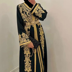 NOUVEAU TRAVAIL DE BRODERIE ÉLÉGANTE SUR ROBE CAFTAN NOIRE AVEC HIJAB AVEC PERLES DE VERRE CRISTAL OMBELLISÉES, PIERRE, SEQUENCE,DABKA WORK @ 2024 - Product Image 1
