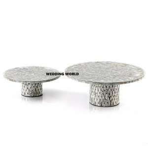 Juego de dos soportes de pastel de madera de forma redonda, soporte de pastel de madera de diseñador clásico hecho a mano de calidad superior de diferentes tamaños y colores - Product Image 4